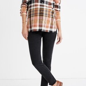 Maternity Side-Panel Skinny Jeans in Berkeley Wash: Adjustable Edition